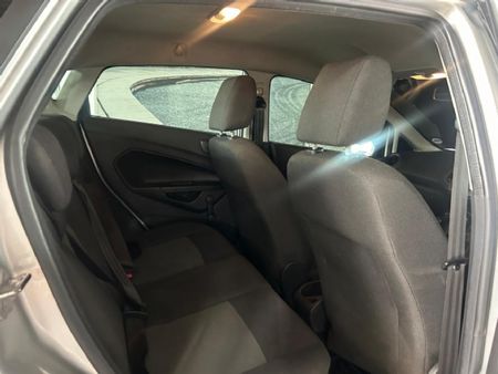 2017-Ford-Fiesta-14-Ambiente-5-dr_7