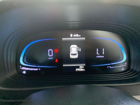 2024-Hyundai-Venue-10-TGDI-Fluid_10