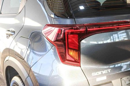 2026-Kia-Sonet-15-LS-Auto_10