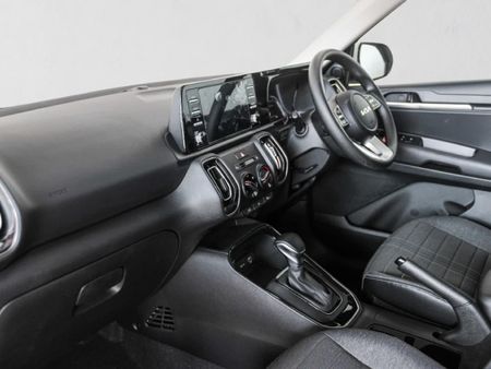 2026-Kia-Sonet-15-LS-Auto_18