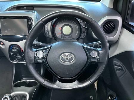 2018-Toyota-Aygo-10-X-Cite-5-dr_14