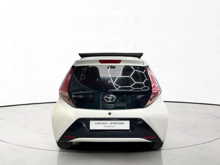 2018-Toyota-Aygo-10-X-Cite-5-dr_4