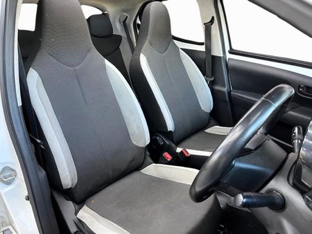 2018-Toyota-Aygo-10-X-Cite-5-dr_8