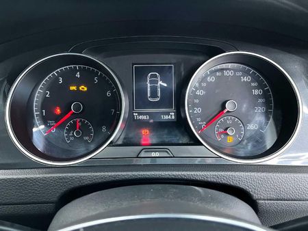 2020-Volkswagen-Golf-VII-10-TSI-Comfortline_15