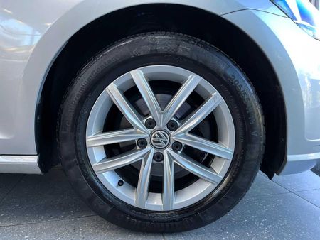 2020-Volkswagen-Golf-VII-10-TSI-Comfortline_19