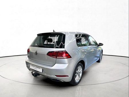 2020-Volkswagen-Golf-VII-10-TSI-Comfortline_3