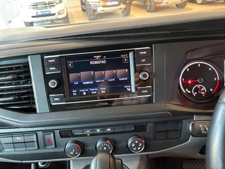 2023-Volkswagen-Kombi-20-TDI-Auto-103kW-Trendline_11