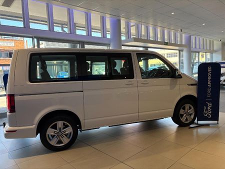 2023-Volkswagen-Kombi-20-TDI-Auto-103kW-Trendline_4