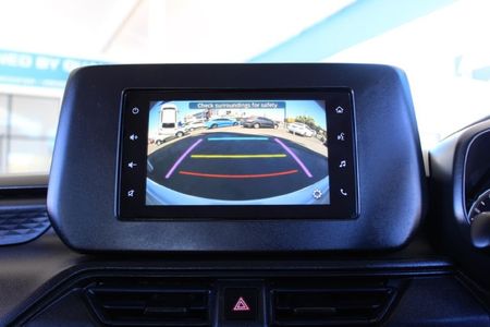 2025-Suzuki-Swift-12-GL-Auto_16