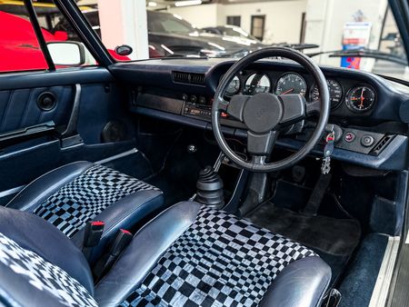 1982-Porsche-911-SC_7