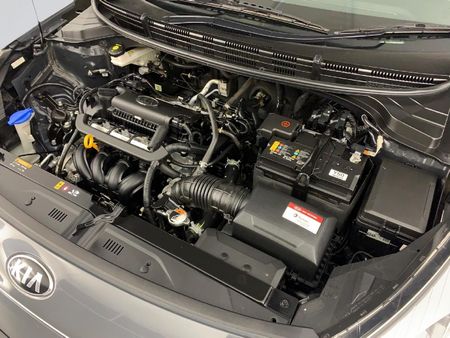 2021-Kia-Rio-14-EX-5-dr_8