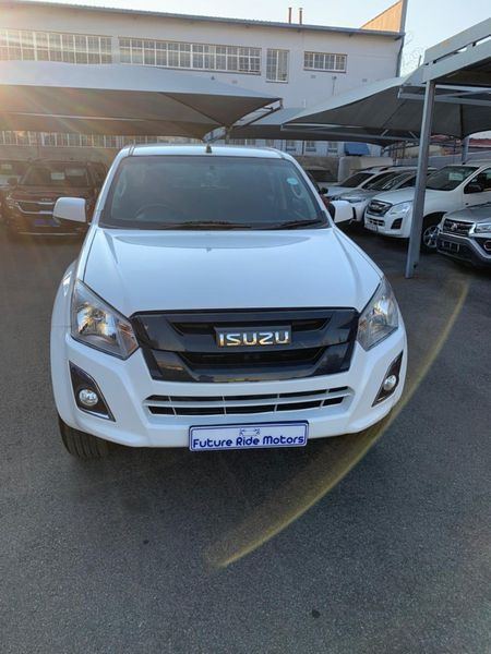 2018-Isuzu-KB-250-D-Teq-HO-LE-4x4-Double-Cab_0