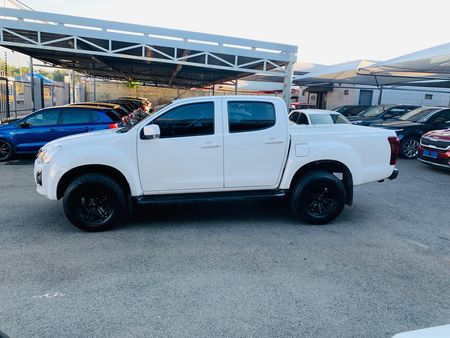 2018-Isuzu-KB-250-D-Teq-HO-LE-4x4-Double-Cab_9