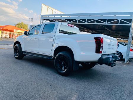 2018-Isuzu-KB-250-D-Teq-HO-LE-4x4-Double-Cab_14