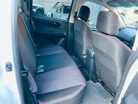 2018-Isuzu-KB-250-D-Teq-HO-LE-4x4-Double-Cab_4