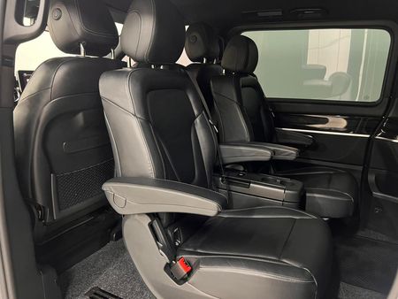 2020-Mercedes-Benz-V-Class-V-250d-Avantgarde-Auto_8