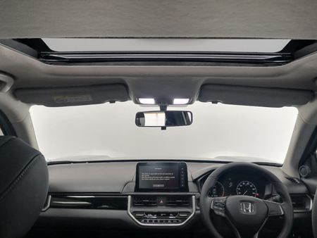 2026-Honda-Elevate-15-Elegance-Auto_10