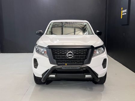 2021-Nissan-Navara-25-DDTi-SE-Plus-4X4-Double-Cab_2
