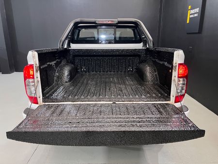 2021-Nissan-Navara-25-DDTi-SE-Plus-4X4-Double-Cab_5