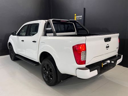2021-Nissan-Navara-25-DDTi-SE-Plus-4X4-Double-Cab_7