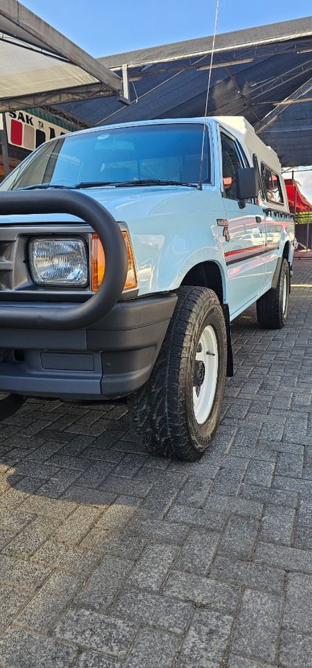 1988-Mazda-B-Series-B2600-4x4-Drifter-Single-Cab_28
