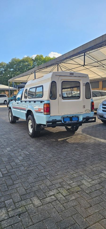 1988-Mazda-B-Series-B2600-4x4-Drifter-Single-Cab_37