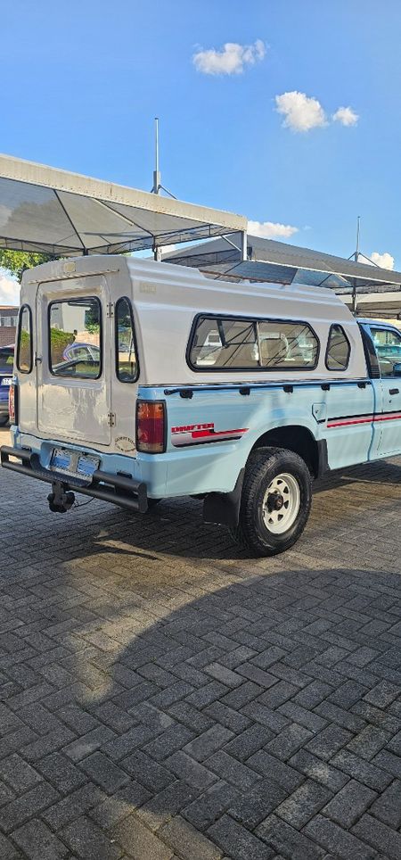 1988-Mazda-B-Series-B2600-4x4-Drifter-Single-Cab_41