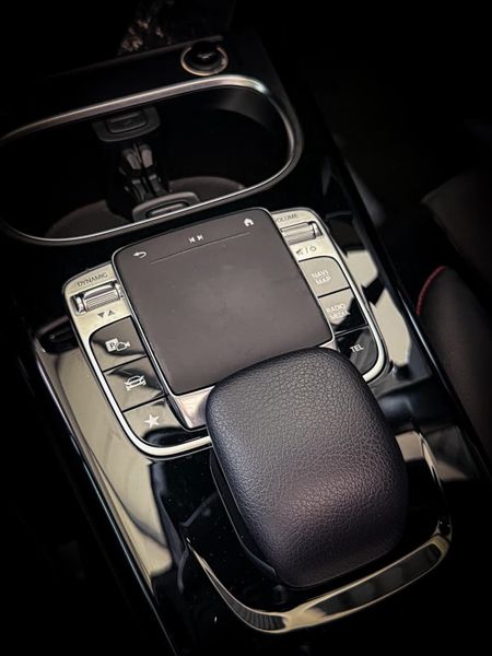 2020-Mercedes-Benz-A-Class-A-200-Auto_5
