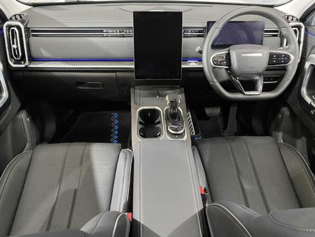 2026-Jaecoo-J7-16T-Glacier_13