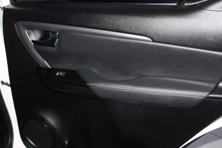 2025-Toyota-Fortuner-24-GD-6-RB-Auto_13