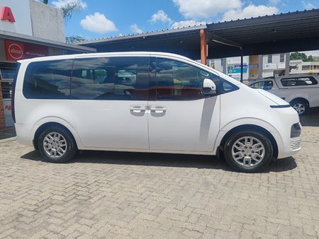 2023-Hyundai-Staria-22d-Executive-Auto_1