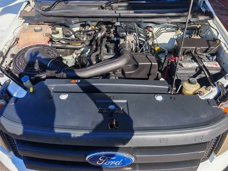 2013-Ford-Ranger-25i-Single-Cab_11
