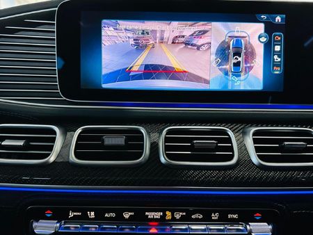 2025-Mercedes-AMG-GLE-AMG-53-4Matic_8