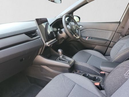 2026-Renault-Captur-13T-Iconic-EDC-Auto_18