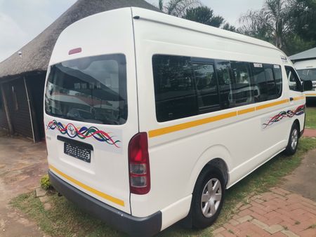 Used Toyota Quantum 16 seat Minibus for sale in Gauteng - Cars.co.za ...
