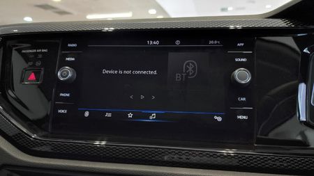 2026-Volkswagen-Polo-10-TSI-Life-Auto_33