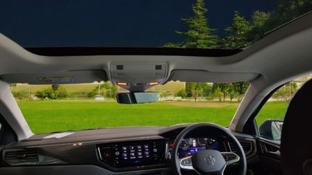 2026-Volkswagen-Polo-10-TSI-Life-Auto_5