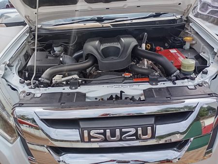 2019-Isuzu-D-Max-KB-300-Auto-Extended-Cab-Diesel-Automatic_15