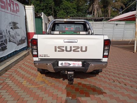 2019-Isuzu-D-Max-KB-300-Auto-Extended-Cab-Diesel-Automatic_4