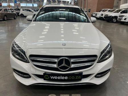 2015-Mercedes-Benz-C-Class-C-220-Bluetec-Avantgarde-Auto_7