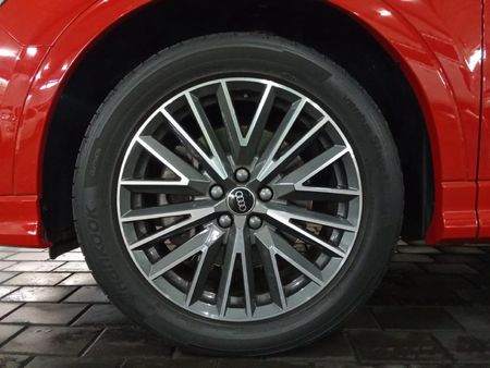 2025-Audi-Q3-20-TFSI-quattro-Auto-S-Line-40-TFSI_20