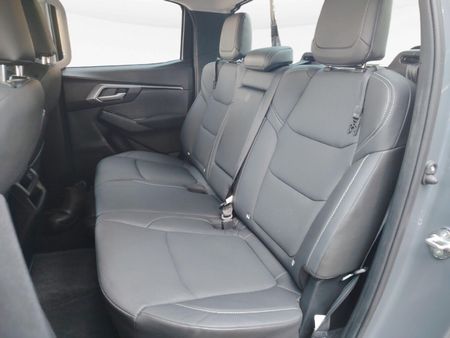 2026-Isuzu-D-Max-19-DDI-HR-LS-Auto-Double-Cab_13