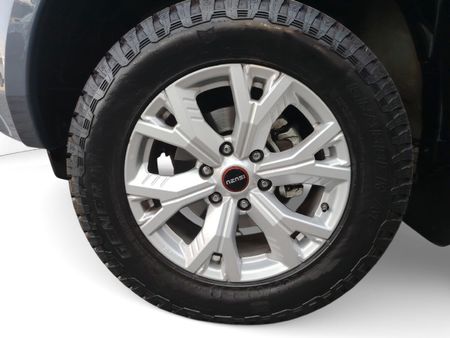 2026-Isuzu-D-Max-19-DDI-HR-LS-Auto-Double-Cab_14