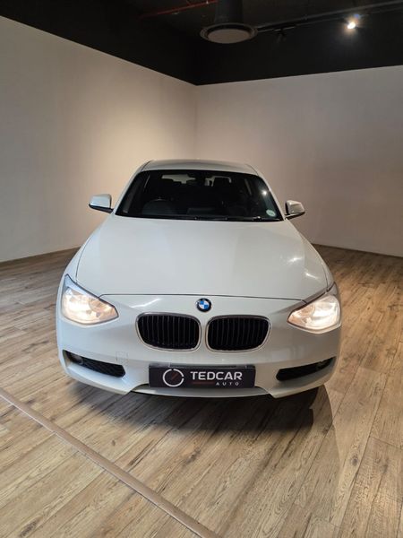 2015-BMW-1-Series-118i-5-dr-Auto_2
