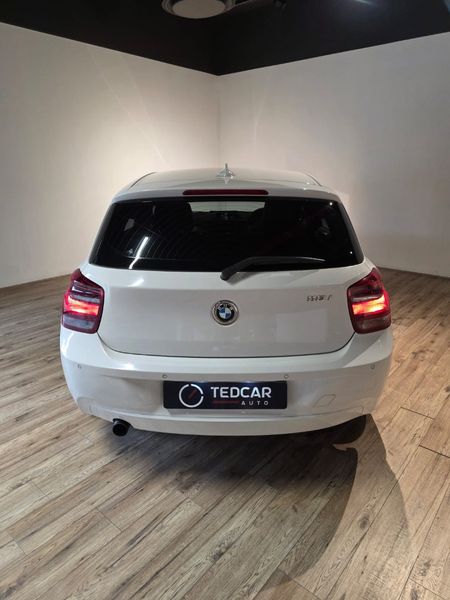 2015-BMW-1-Series-118i-5-dr-Auto_5