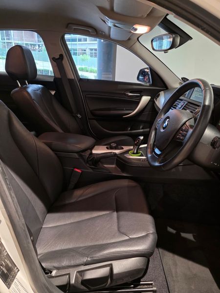 2015-BMW-1-Series-118i-5-dr-Auto_7