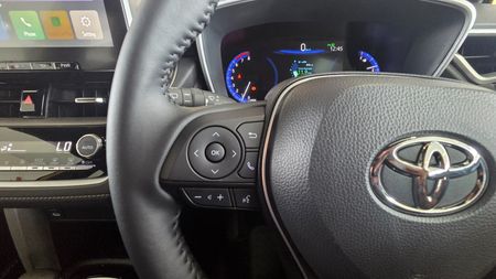 2026-Toyota-Corolla-Cross-Corolla-Cross-18-XS_9