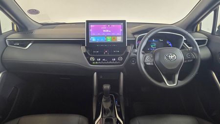 2026-Toyota-Corolla-Cross-Corolla-Cross-18-XS_6