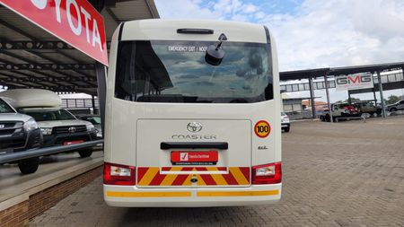 Used Toyota Coaster 2.8D GL Auto 23 Seater for sale in North West ...