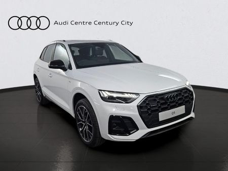 2026-Audi-Q5-quattro-Auto-Black-Edition-45-TFSI_0